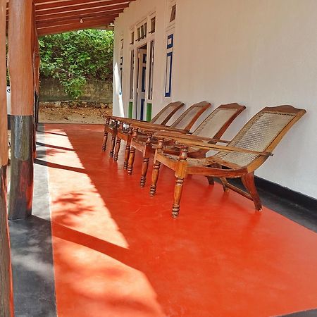Hotel Blissbay @ The Rock Nilaveli Exterior foto
