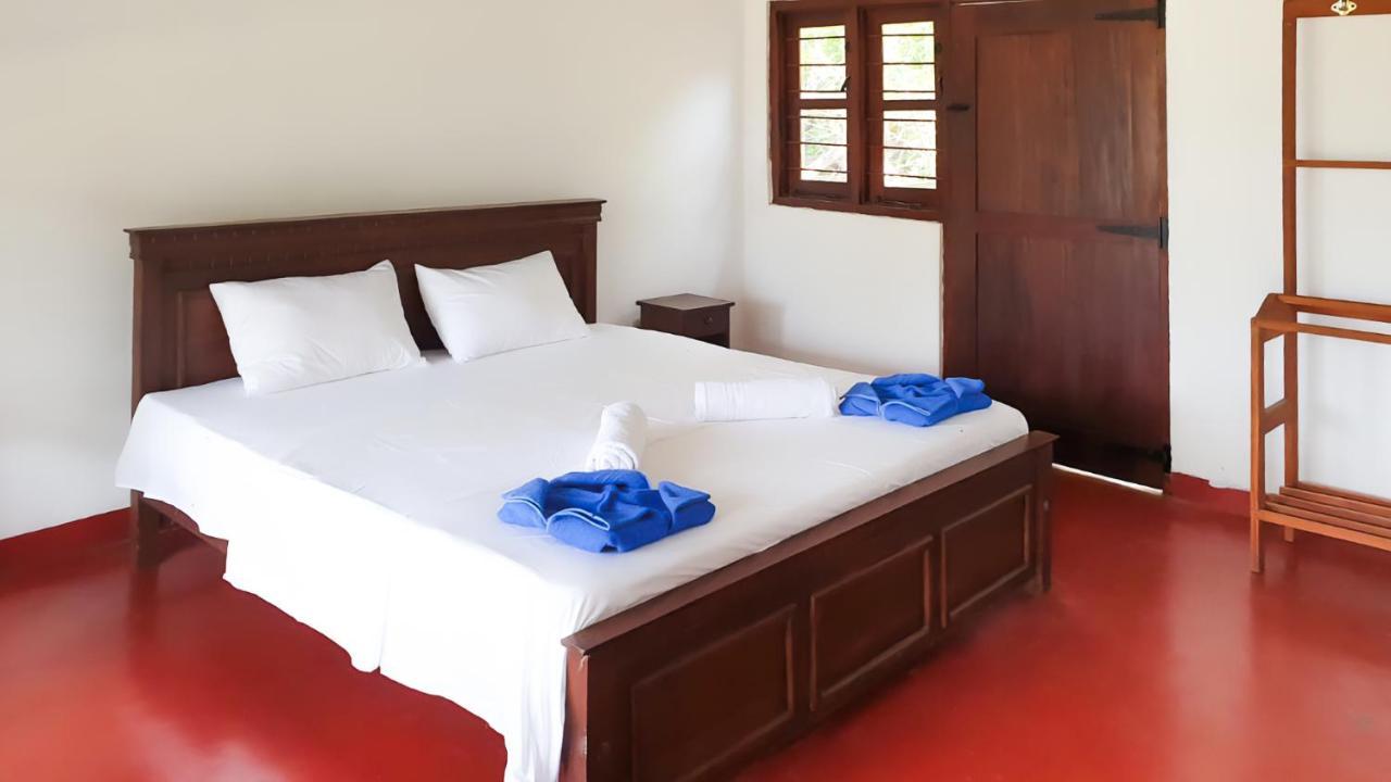 Hotel Blissbay @ The Rock Nilaveli Exterior foto